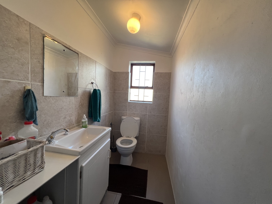 2 Bedroom Property for Sale in Parks Estate Western Cape